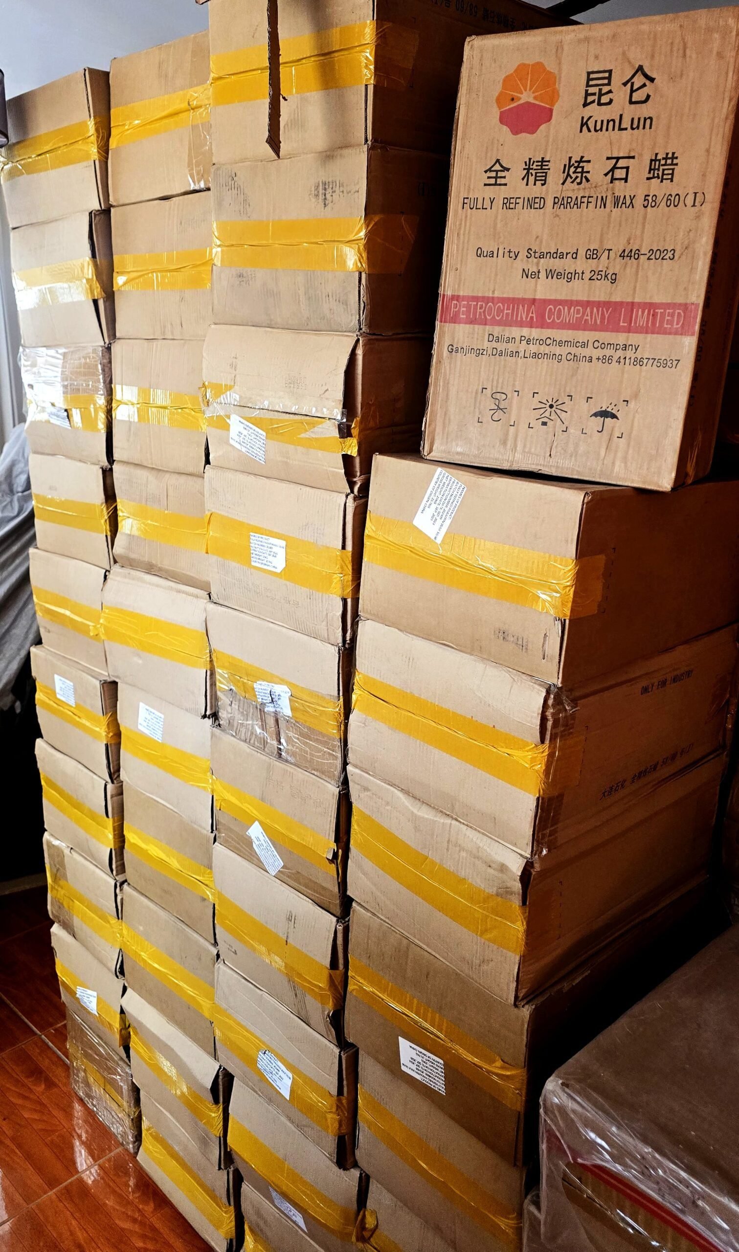 Stock de parafina listo para despacho